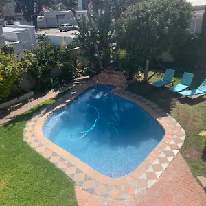 https://the-orchards-guest-house.port-elizabeth-hotel.com
