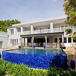 https://lodge-on-main-guest-house.port-elizabeth-hotel.com